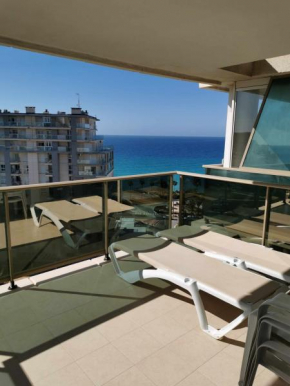 Apartamento con vista al mar y parking